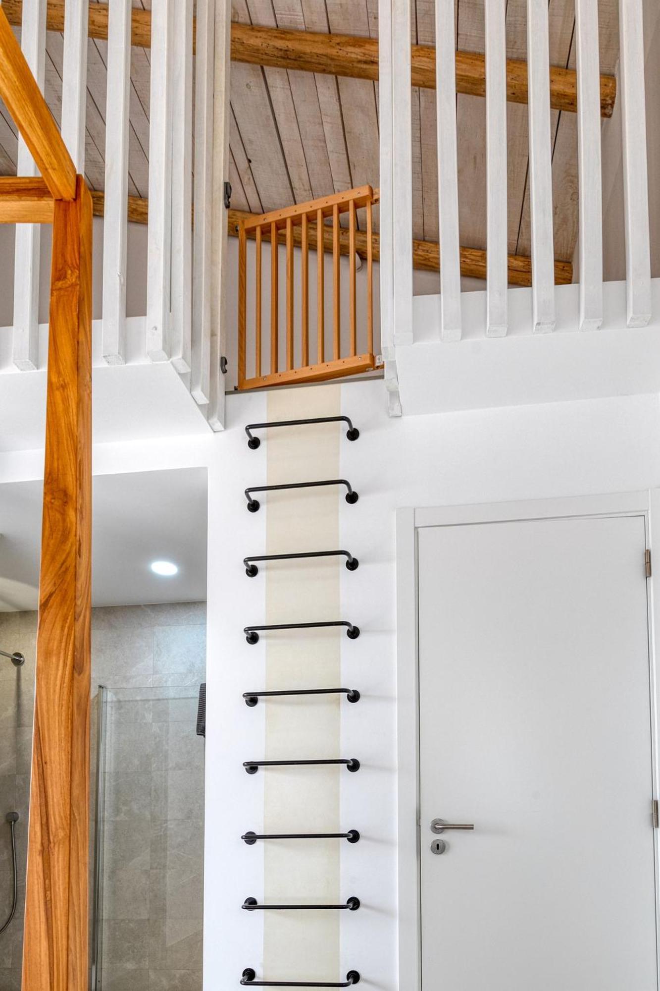 카르보에이루 Quinta Do Ourives B&B 외부 사진
